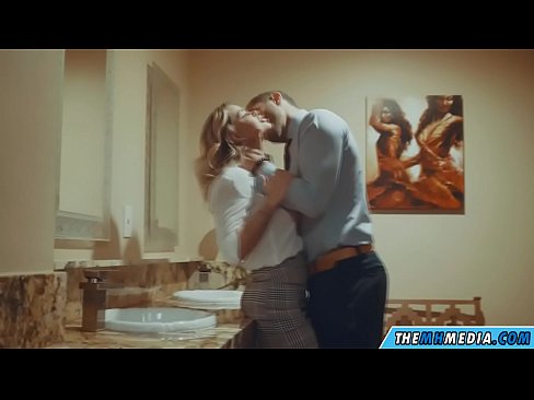 ❤️ Keď vás prsnatá blondínka zvádza na verejných toaletách ❤️ Kvalitné porno na porno sk.special-grasser.ru ❤